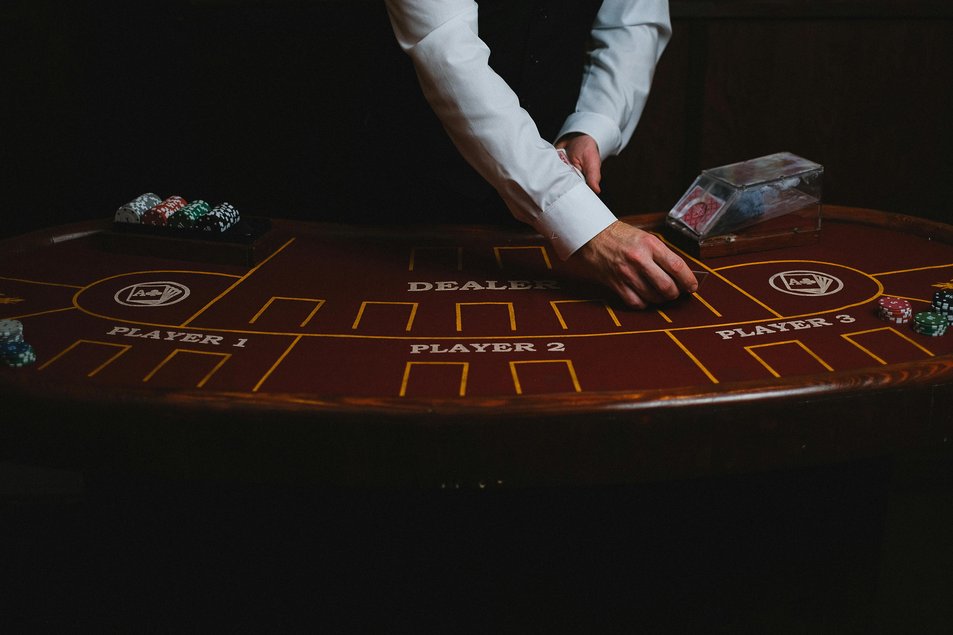 Por qué los juegos de casino en vivo se convirtieron en algo mainstream